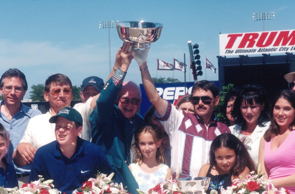Gary with others-Oolong wins Hambletonian Oaks August 7 1999